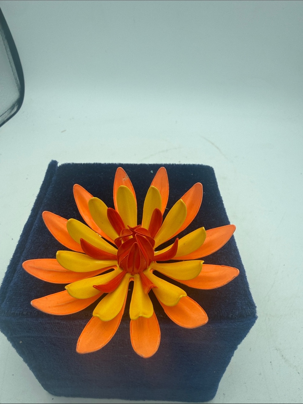 VTG 1960s Mod Enamel Flower Brooch Pin Tiered Orange Yellow 3D